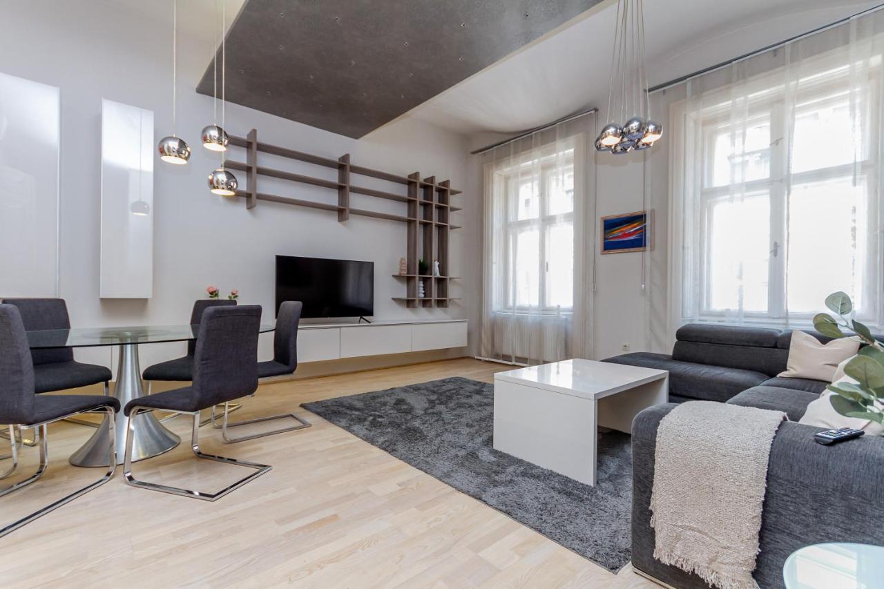 Andrassy Str. Luxury Apartment Budapest Esterno foto