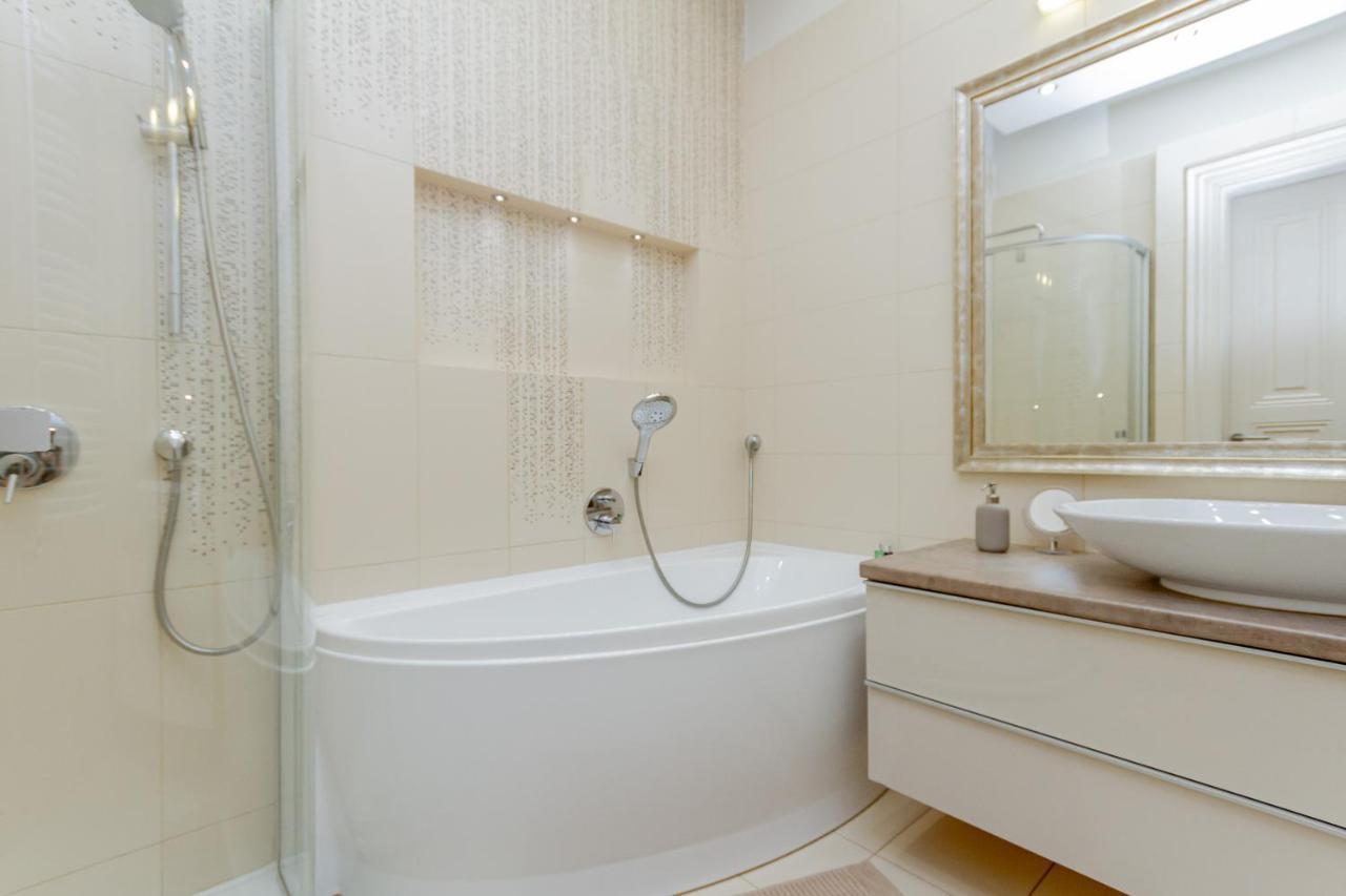 Andrassy Str. Luxury Apartment Budapest Esterno foto