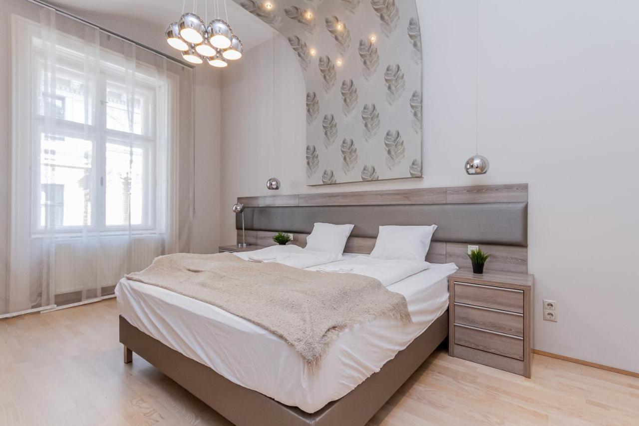 Andrassy Str. Luxury Apartment Budapest Esterno foto